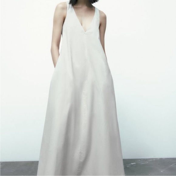 Zara Cut Out Back Lagenlook Dress - Picture 3 of 16